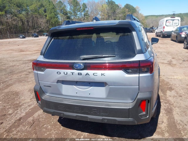 2026 Subaru Outback Premium მანქანა იყიდება აუქციონზე, vin: JF2BUPAD2TY468889, აუქციონის ნომერი: 44603698