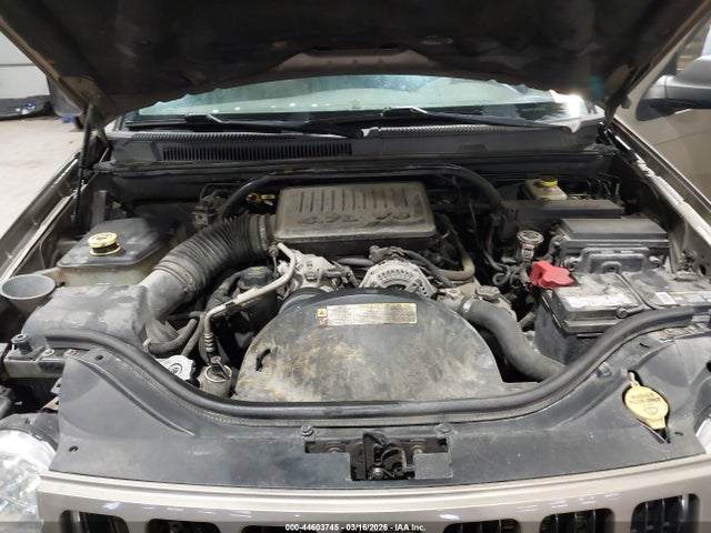 2005 Jeep Grand Cherokee Laredo მანქანა იყიდება აუქციონზე, vin: 1J4HR48N95C694722, აუქციონის ნომერი: 44603745