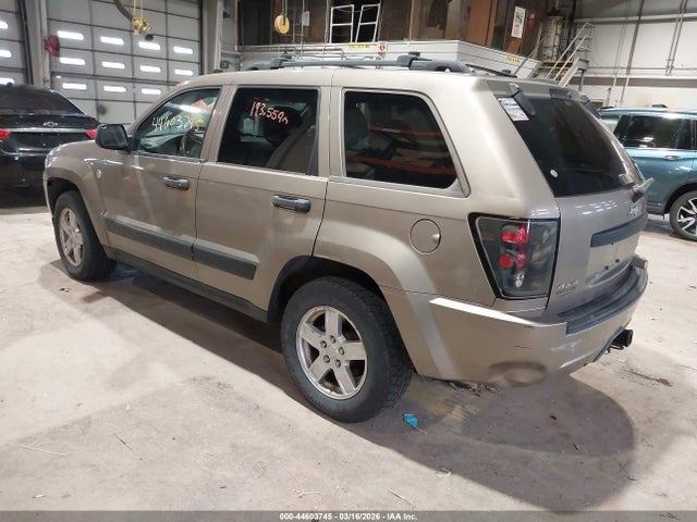 2005 Jeep Grand Cherokee Laredo მანქანა იყიდება აუქციონზე, vin: 1J4HR48N95C694722, აუქციონის ნომერი: 44603745