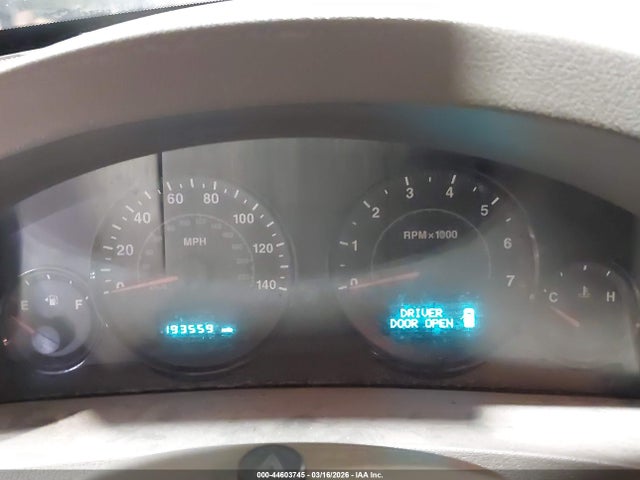 2005 Jeep Grand Cherokee Laredo მანქანა იყიდება აუქციონზე, vin: 1J4HR48N95C694722, აუქციონის ნომერი: 44603745