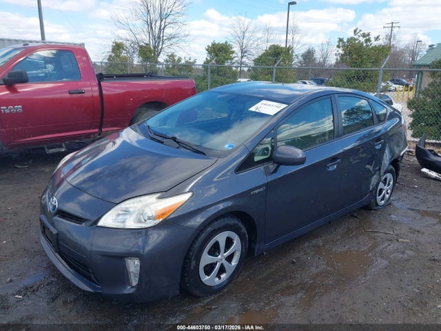 2015 TOYOTA PRIUS JTDKN3DU3F0403150 Photo 1