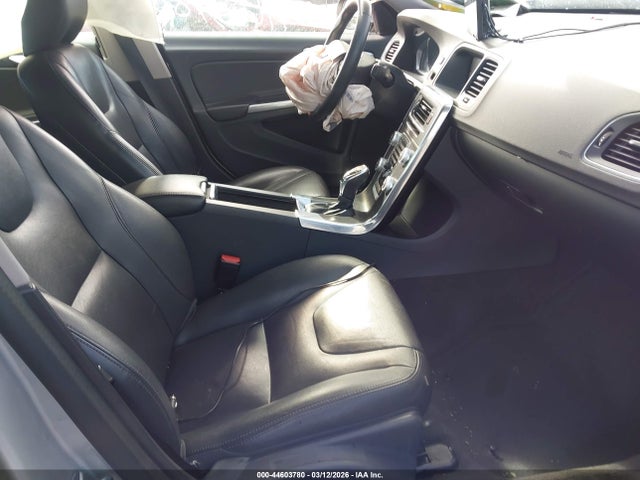 2016 VOLVO S60 YV1612TK6G2413503 Photo 4