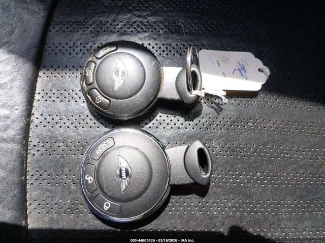 2010 MINI JOHN COOPER WORKS WMWMS9C50ATK19755 Photo 10