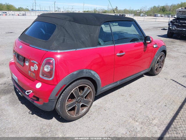 2010 MINI JOHN COOPER WORKS WMWMS9C50ATK19755 Photo 3