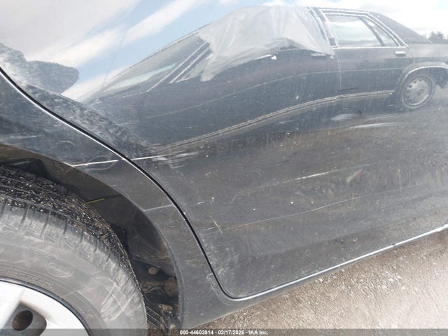44603914 :رقم المزاد ، 2T1BURHE9GC674021 vin ، 2016 Toyota Corolla Le مزاد بيع
