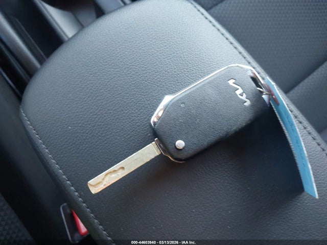 KNDJ23AU9N7821114 KIA SOUL LX