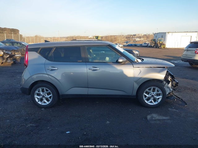 KNDJ23AU9N7821114 KIA SOUL LX