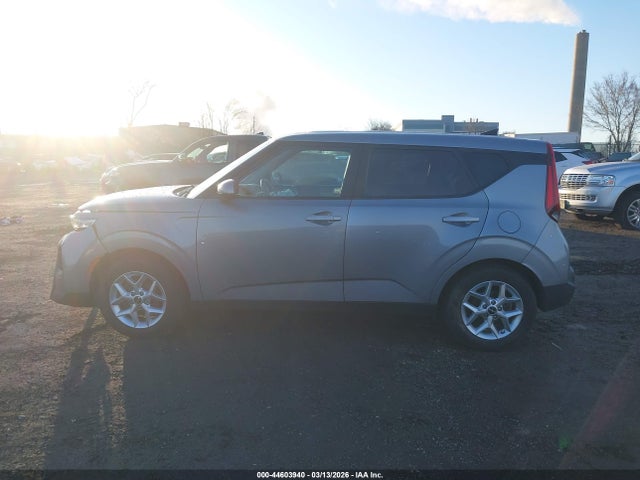 KNDJ23AU9N7821114 KIA SOUL LX