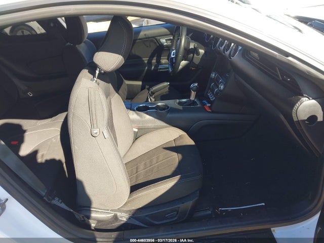 Продаж на аукціоні авто 2022 Ford Mustang Ecoboost Fastback, vin: 1FA6P8TH3N5118274, номер лоту: 44603956