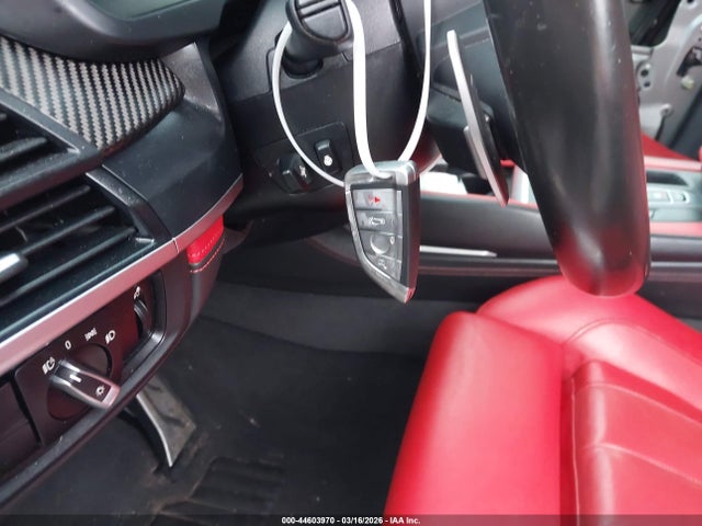 44603970 :رقم المزاد ، 5YMKT6C58G0R79357 vin ، 2016 Bmw X5 M مزاد بيع