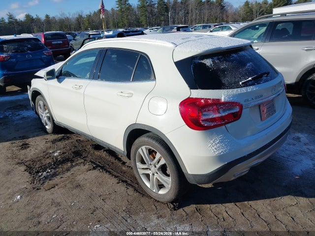 WDCTG4GB2FJ090272 Mercedes-Benz Gla 250 4matic