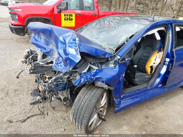 2024 Volkswagen Golf R 2.0t მანქანა იყიდება აუქციონზე, vin: WVWFB7CD4RW227116, აუქციონის ნომერი: 44604005