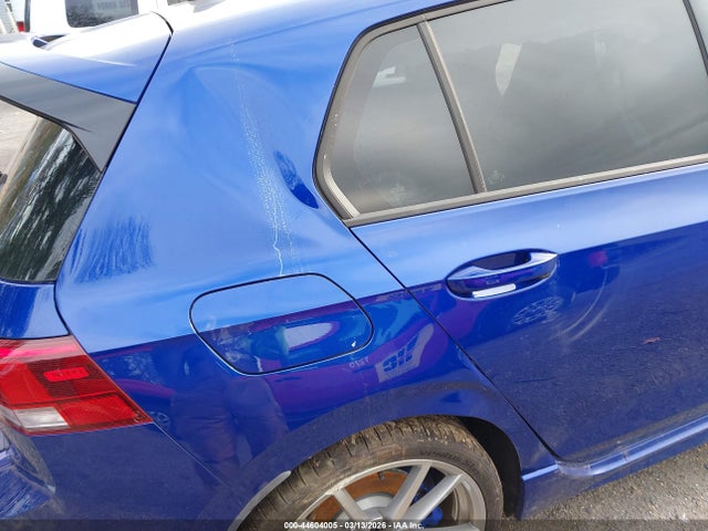 2024 Volkswagen Golf R 2.0t მანქანა იყიდება აუქციონზე, vin: WVWFB7CD4RW227116, აუქციონის ნომერი: 44604005