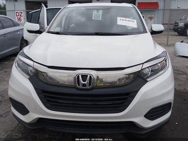 44604030 :رقم المزاد ، 3CZRU5H33NM708104 vin ، 2022 Honda Hr-v 2wd Lx مزاد بيع