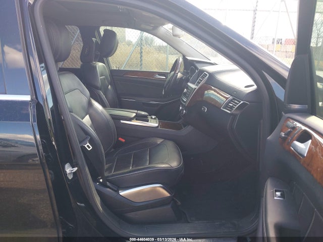 Продажа на аукционе авто 2014 Mercedes-benz Gl-class Gl 550, vin: 4JGDF7DE8EA273179, номер лота: 44604039