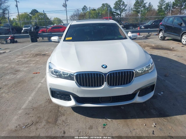 2019 Bmw 740e Xdrive Iperformance მანქანა იყიდება აუქციონზე, vin: WBA7J2C51KB246462, აუქციონის ნომერი: 44604067