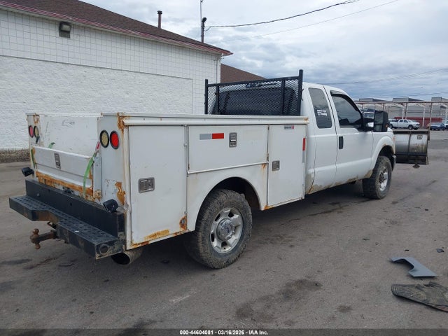 2011 FORD F-250 1FT7X2B65BEC17055 Photo 3