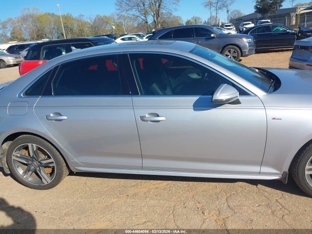 Продажа на аукционе авто 2017 Audi A4 2.0t Premium, vin: WAUENAF48HN009855, номер лота: 44604086