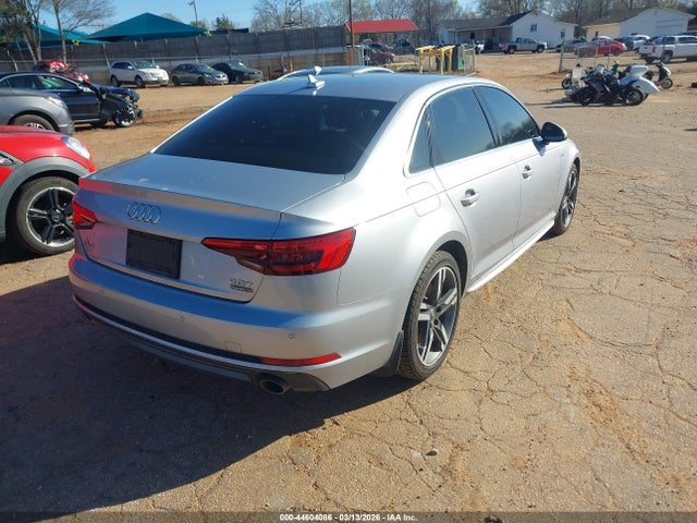 2017 AUDI A4 WAUENAF48HN009855 Photo 3