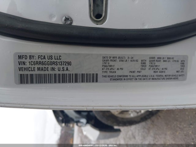 1C6RR6GG0RS137290 RAM 1500 Classic Slt 4x2 6&#039;4 Box