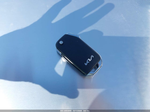 44604095 :رقم المزاد ، 3KPF24AD4PE586524 vin ، 2023 Kia Forte Lxs مزاد بيع