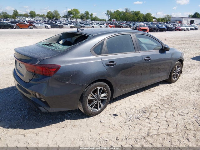 44604095 :رقم المزاد ، 3KPF24AD4PE586524 vin ، 2023 Kia Forte Lxs مزاد بيع