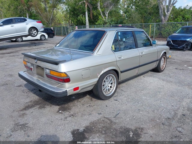 Продаж на аукціоні авто 1984 Bmw 533 I, vin: WBADB7407E1191395, номер лоту: 44604165