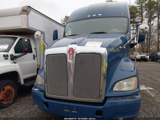 44604170 :رقم المزاد ، 1XKFDP9X0CJ309218 vin ، 2012 Kenworth Construction T700 مزاد بيع
