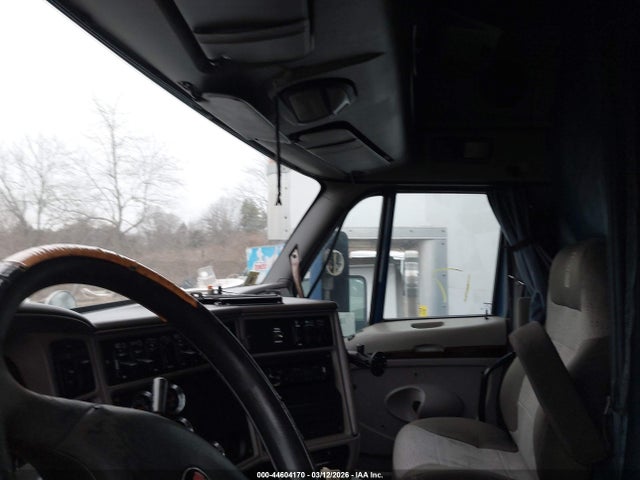 44604170 :رقم المزاد ، 1XKFDP9X0CJ309218 vin ، 2012 Kenworth Construction T700 مزاد بيع