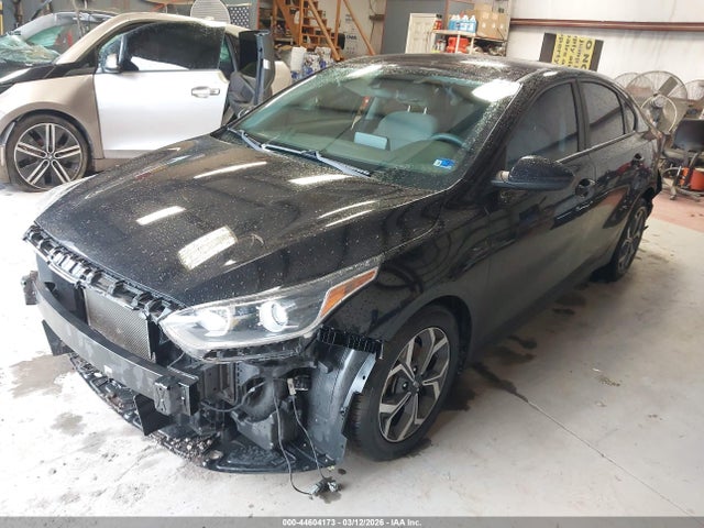 2019 Kia Forte Lxs მანქანა იყიდება აუქციონზე, vin: 3KPF24AD5KE131626, აუქციონის ნომერი: 44604173