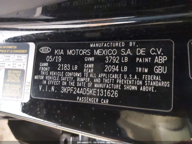 2019 Kia Forte Lxs მანქანა იყიდება აუქციონზე, vin: 3KPF24AD5KE131626, აუქციონის ნომერი: 44604173