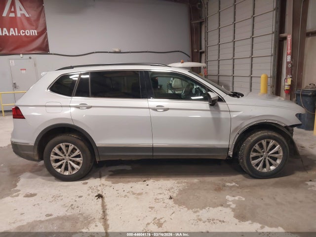 3VV3B7AX6JM181519 Volkswagen Tiguan 2.0t Se/2.0t Sel