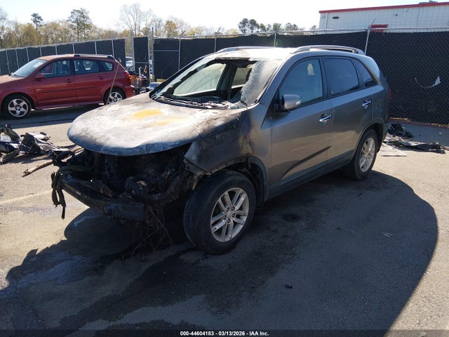 Продаж на аукціоні авто 2015 Kia Sorento Lx, vin: 5XYKT4A67FG590937, номер лоту: 44604183