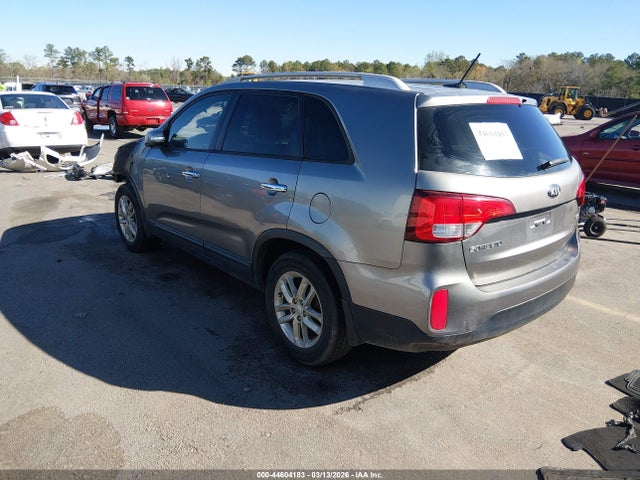 Продаж на аукціоні авто 2015 Kia Sorento Lx, vin: 5XYKT4A67FG590937, номер лоту: 44604183