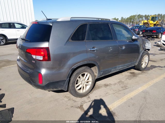 Продаж на аукціоні авто 2015 Kia Sorento Lx, vin: 5XYKT4A67FG590937, номер лоту: 44604183