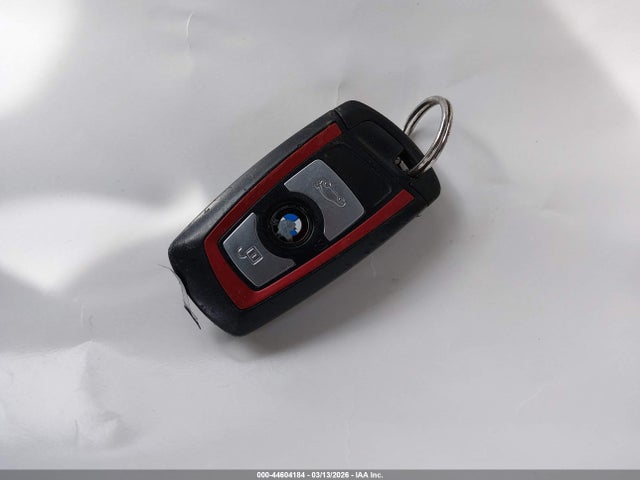 44604184 :رقم المزاد ، WBA3B5G50DNS05524 vin ، 2013 Bmw 328i Xdrive مزاد بيع