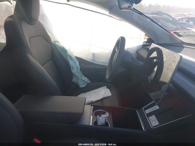 Продажа на аукционе авто 2026 Tesla Model Y, vin: 7SAYGDED7TA439218, номер лота: 44604185