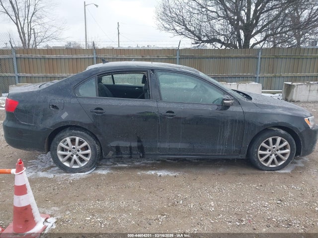 44604201 :رقم المزاد ، 3VWDZ7AJ1BM397710 vin ، 2011 Volkswagen Jetta 2.5l Se مزاد بيع