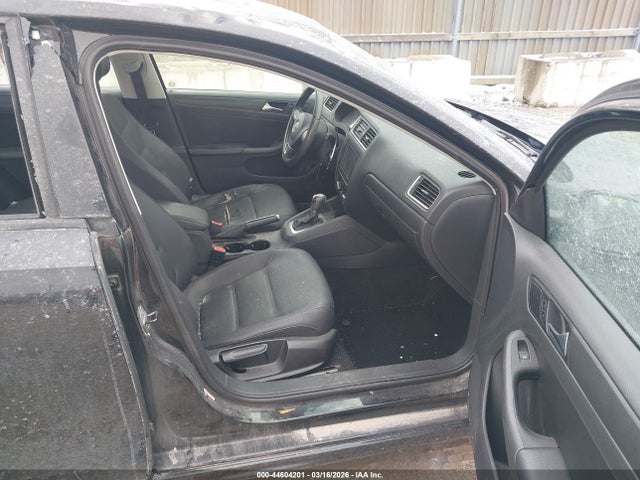 44604201 :رقم المزاد ، 3VWDZ7AJ1BM397710 vin ، 2011 Volkswagen Jetta 2.5l Se مزاد بيع