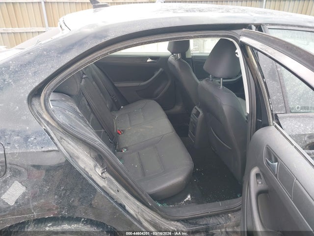 44604201 :رقم المزاد ، 3VWDZ7AJ1BM397710 vin ، 2011 Volkswagen Jetta 2.5l Se مزاد بيع