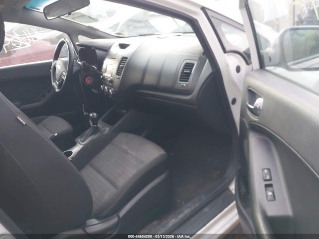 2016 Kia Forte Ex მანქანა იყიდება აუქციონზე, vin: KNAFX4A84G5481544, აუქციონის ნომერი: 44604208