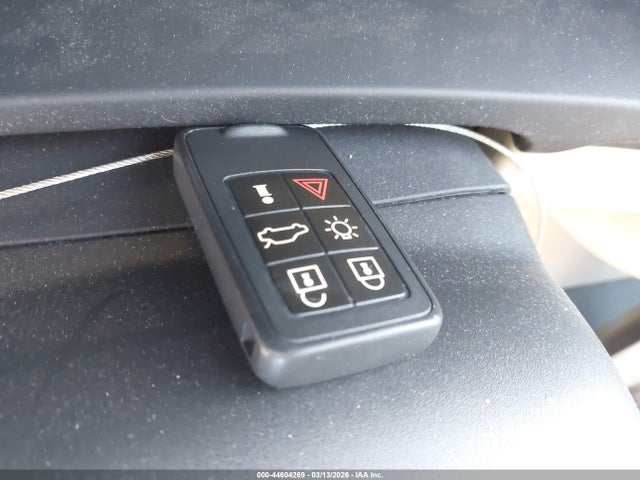 YV1612FS3E2283768 Volvo S60 T5