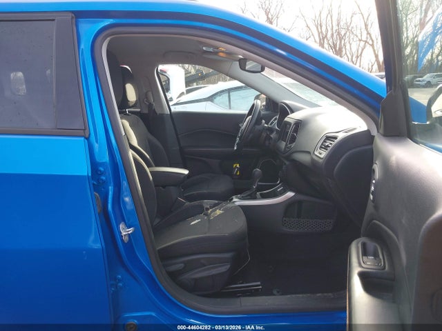 2018 JEEP COMPASS 3C4NJCAB9JT351420 Photo 4