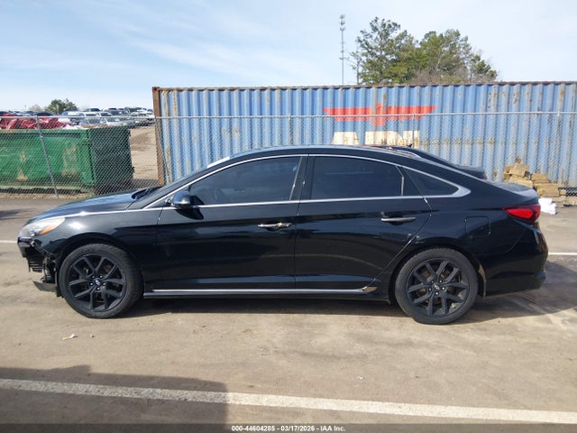 Продажа на аукционе авто 2018 Hyundai Sonata Limited 2.0t, vin: 5NPE34AB1JH661979, номер лота: 44604285