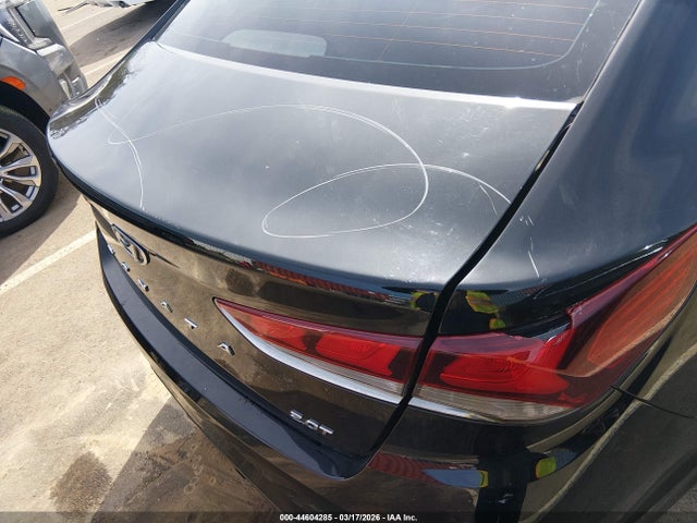 Продажа на аукционе авто 2018 Hyundai Sonata Limited 2.0t, vin: 5NPE34AB1JH661979, номер лота: 44604285