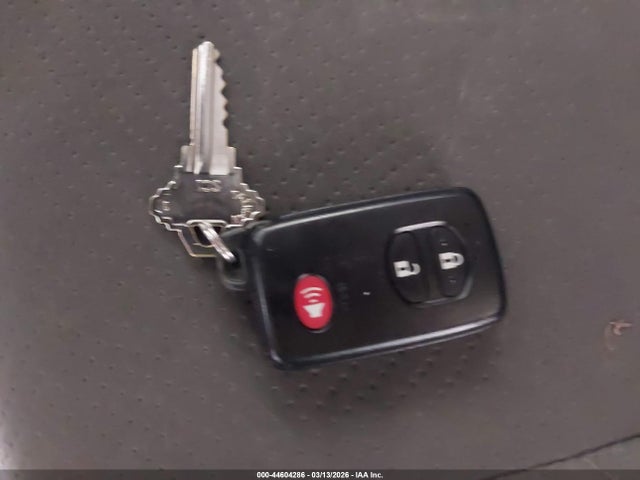 Toyota Prius Two 2014 JTDKN3DU0E1756986 Image 11