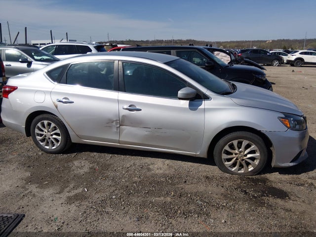 Продаж на аукціоні авто 2018 Nissan Sentra Sv, vin: 3N1AB7AP4JL630663, номер лоту: 44604301