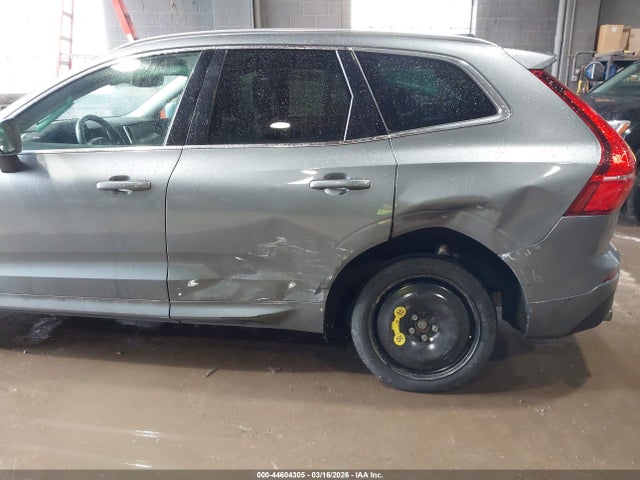 Продаж на аукціоні авто 2019 Volvo Xc60 T5 Momentum, vin: LYV102RK6KB362666, номер лоту: 44604305