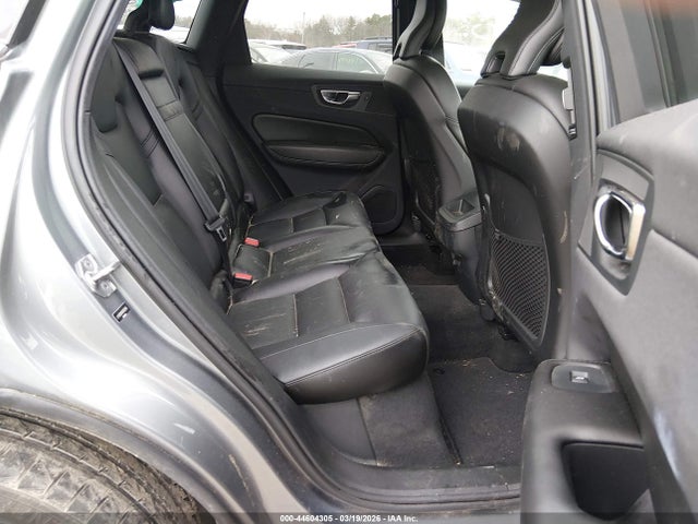 Продаж на аукціоні авто 2019 Volvo Xc60 T5 Momentum, vin: LYV102RK6KB362666, номер лоту: 44604305