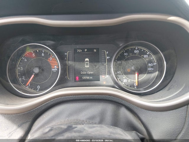 2017 Jeep Cherokee Latitude 4x4 მანქანა იყიდება აუქციონზე, vin: 1C4PJMCS8HW571566, აუქციონის ნომერი: 44604363